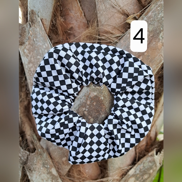 ONE Hand Crafted Cotton Scrunchie Collection #20 White Black Dots Plaid - Picture 8 of 13